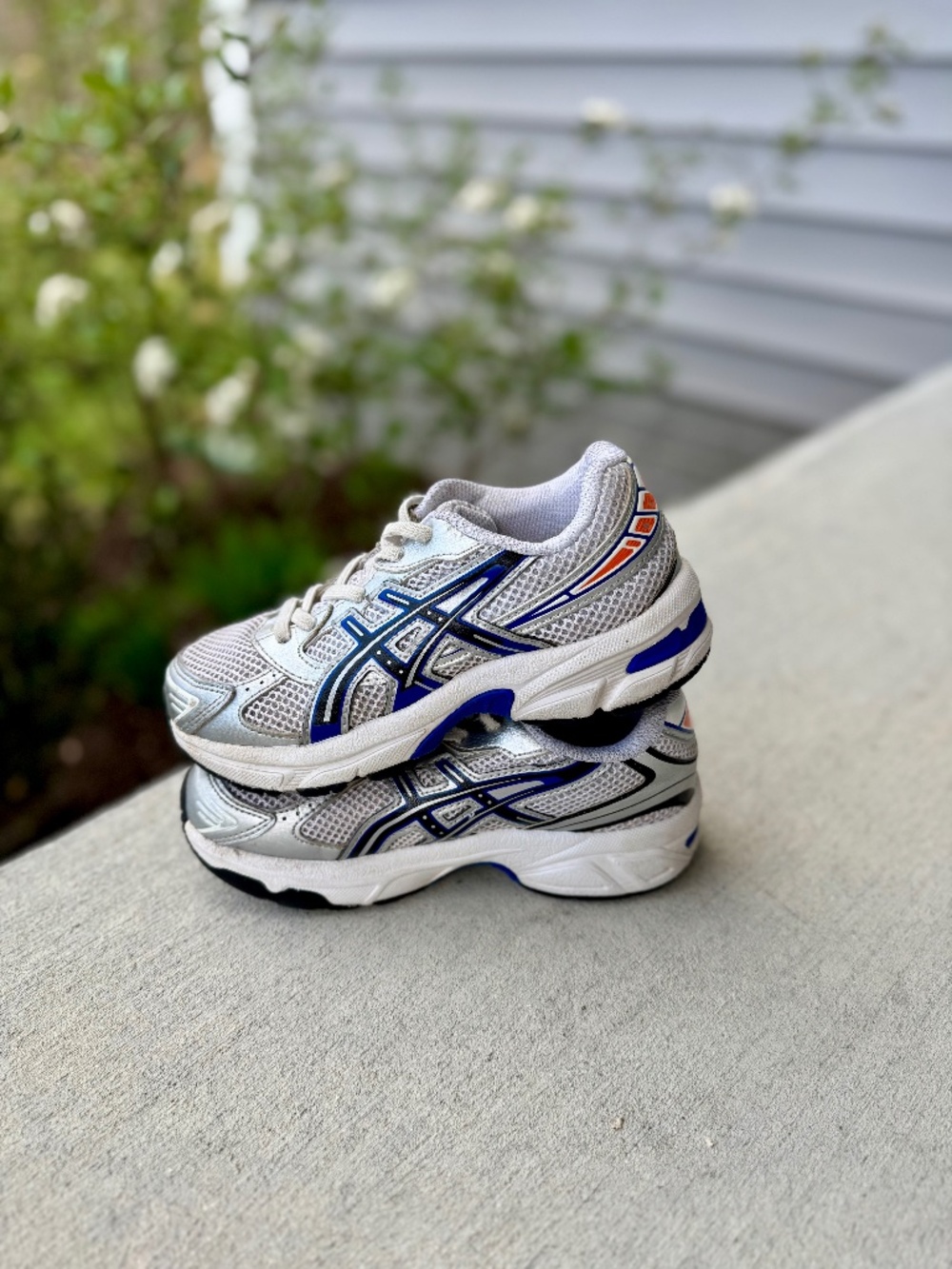 Asics 1130 Gel Boys Size 1